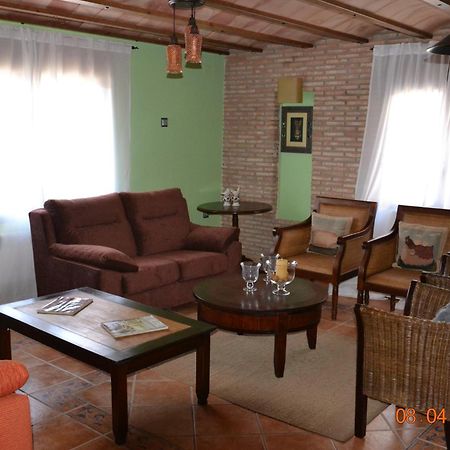 Apartamentos Rurales Natura Torrejón el Rubio Extérieur photo