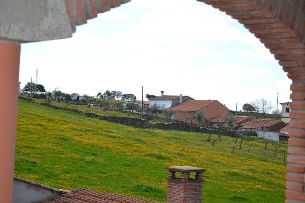 Apartamentos Rurales Natura Torrejón el Rubio Extérieur photo