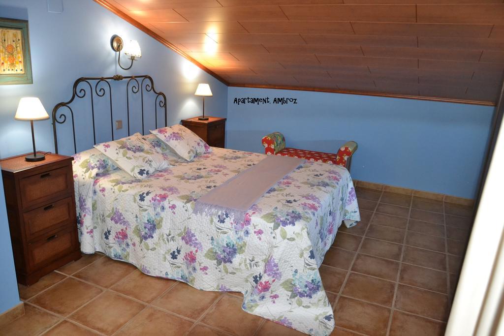 Apartamentos Rurales Natura Torrejón el Rubio Extérieur photo