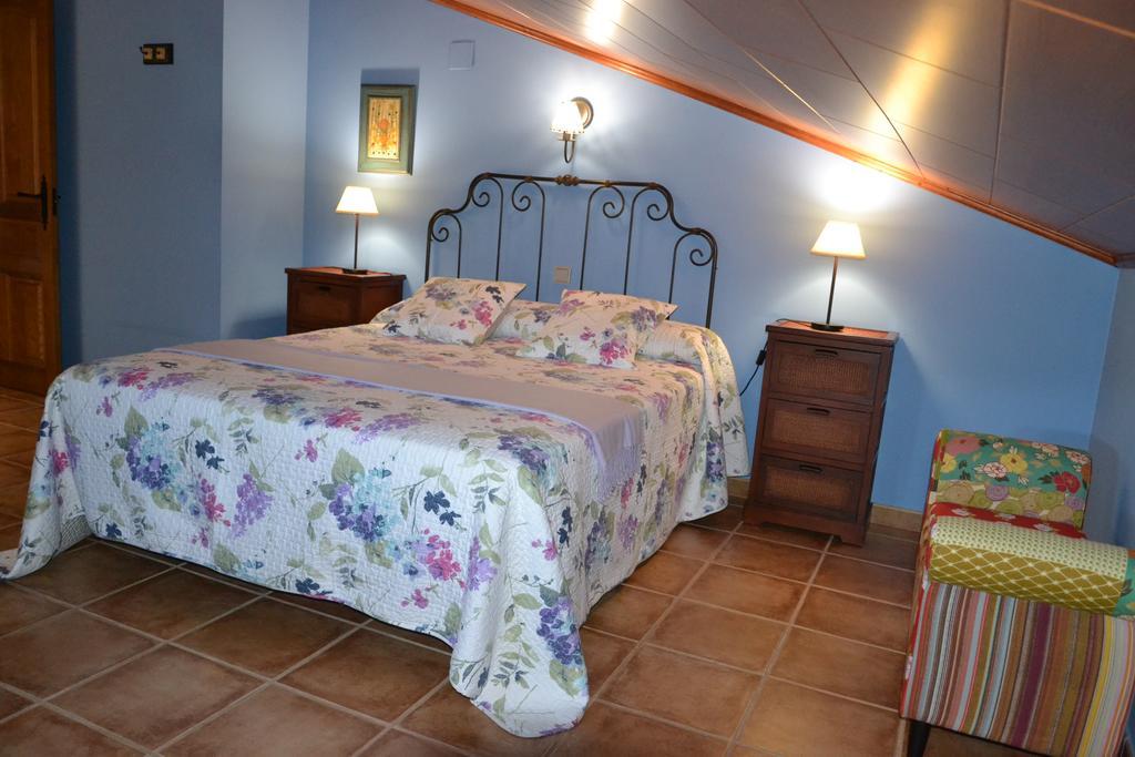 Apartamentos Rurales Natura Torrejón el Rubio Extérieur photo