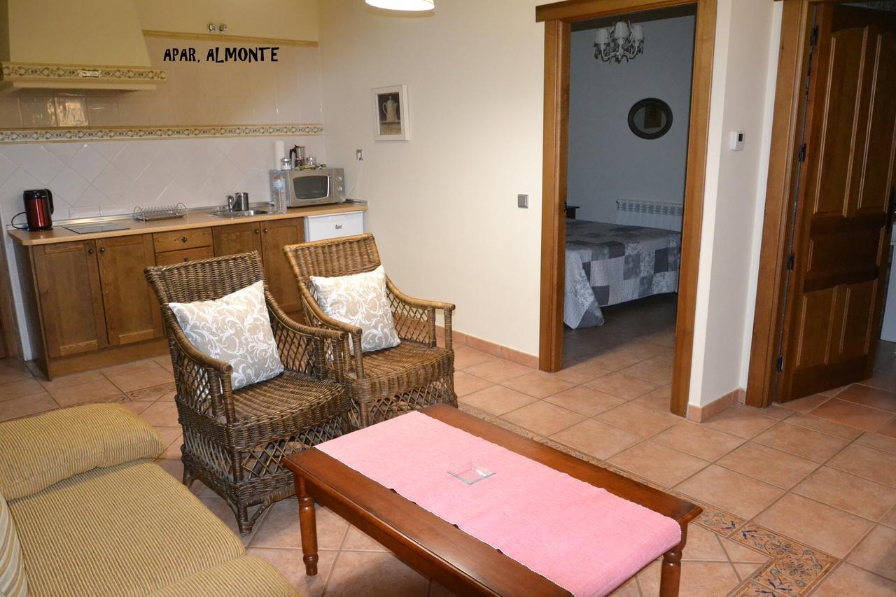 Apartamentos Rurales Natura Torrejón el Rubio Extérieur photo